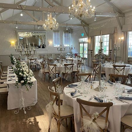 Ravenwood Hall Hotel Bury St. Edmunds ภายนอก รูปภาพ