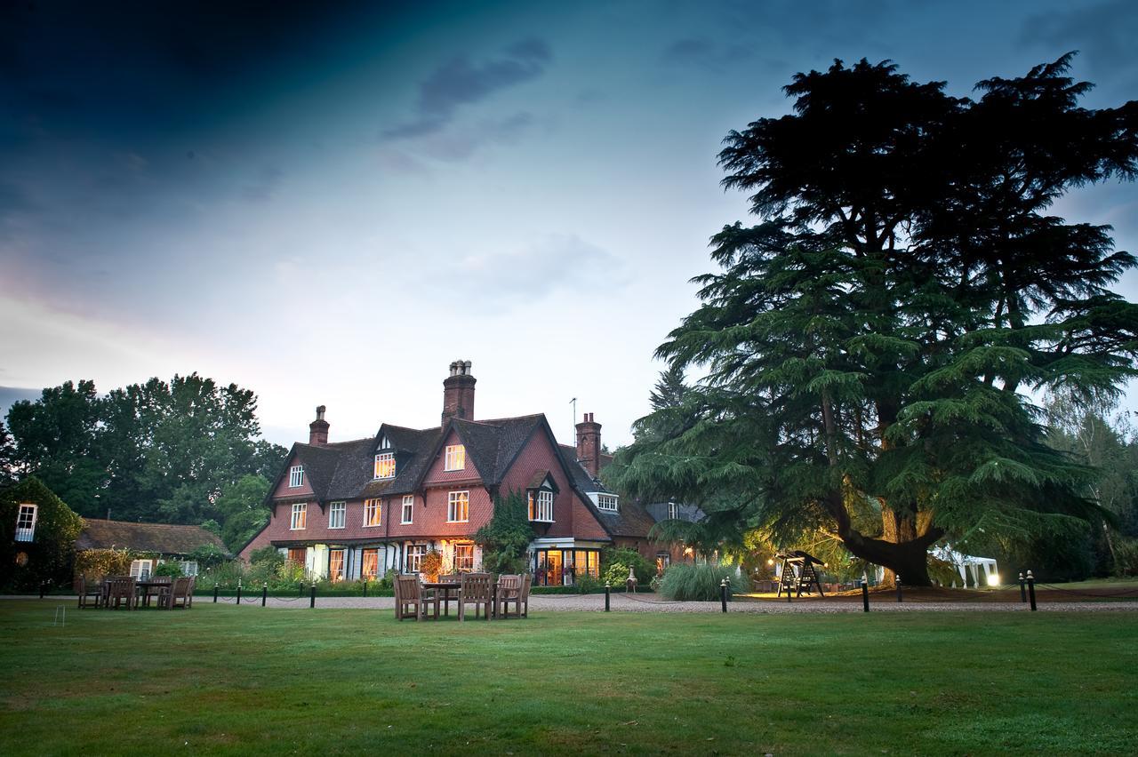 Ravenwood Hall Hotel Bury St. Edmunds ภายนอก รูปภาพ